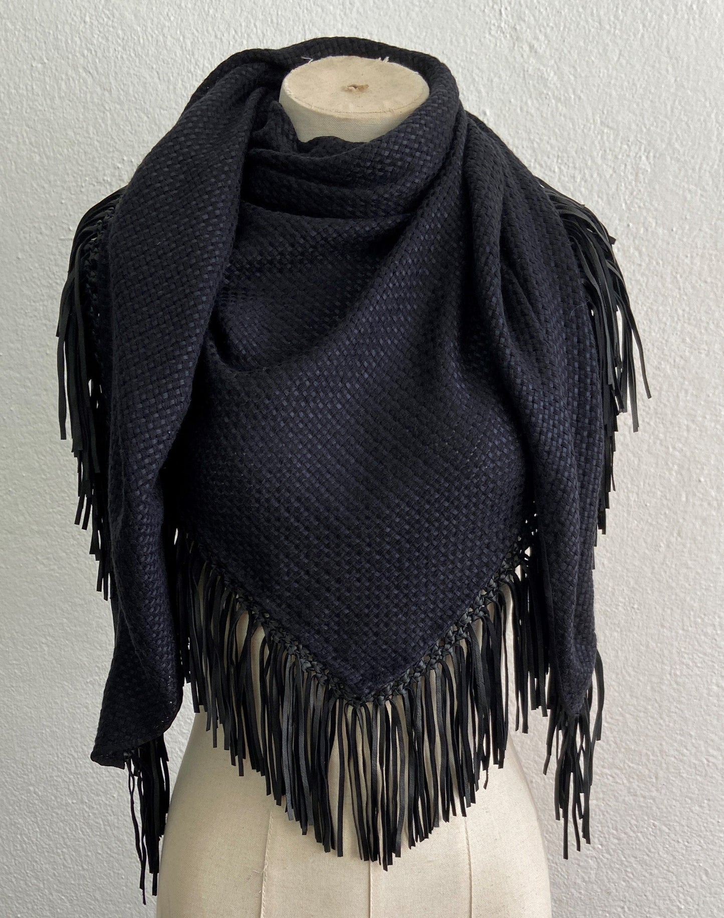 BAJRA Cervinia Scarf -Black