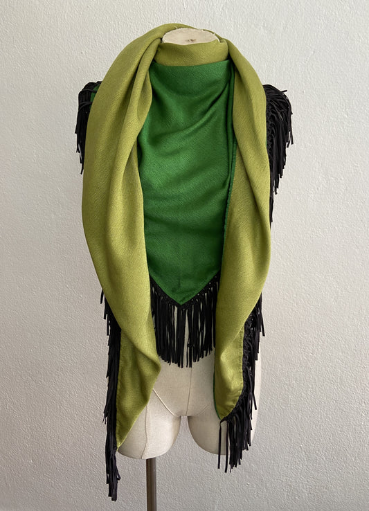 Pashmina 1P Triangle w Vertical Gradual Shading & Barbara Leather Fringe